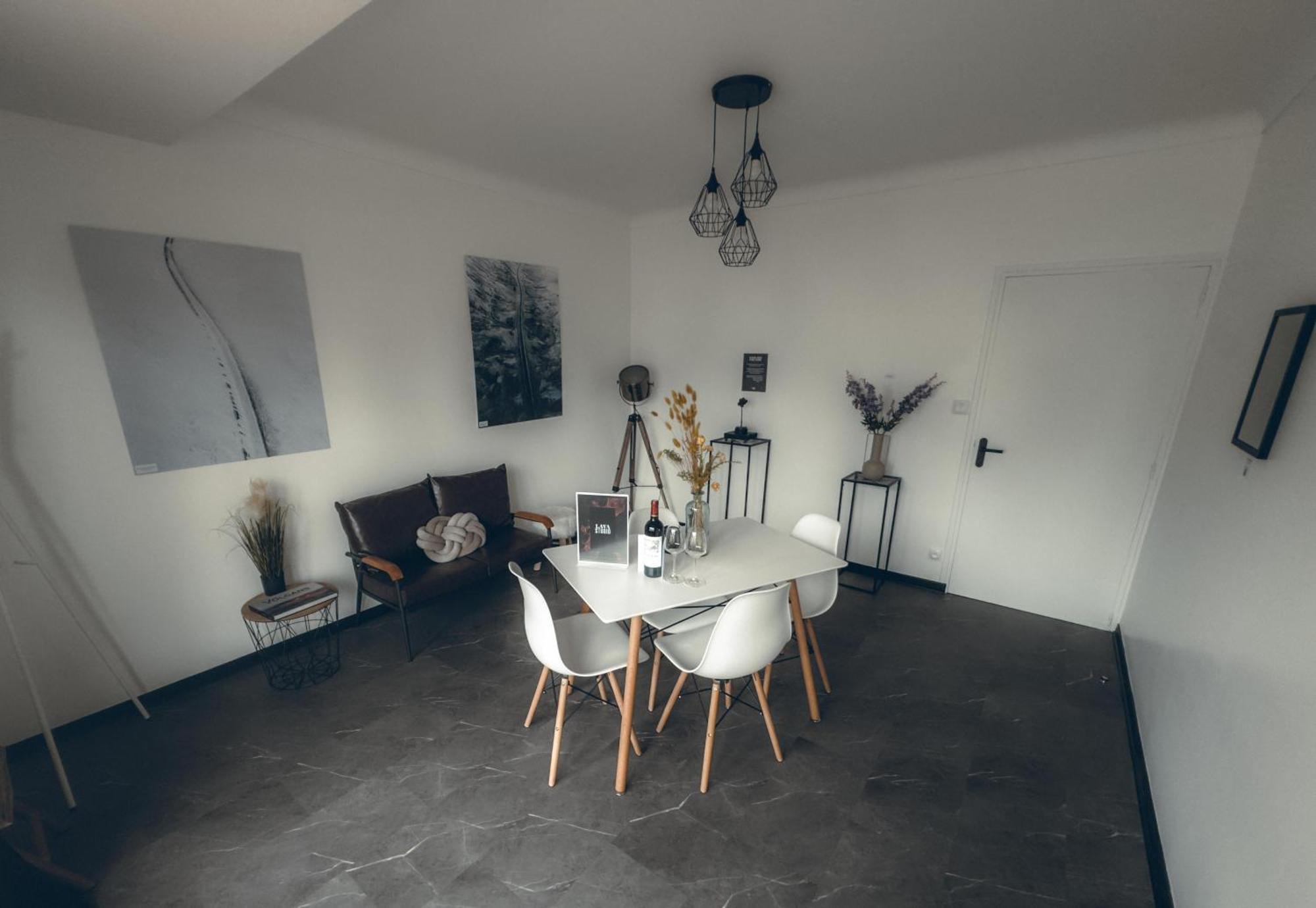 Lava Apartment Poitiers